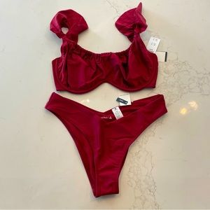 Abercrombie & Fitch Ruffle Strap Underwire Top & Cheeky Bottom Bikini curve love